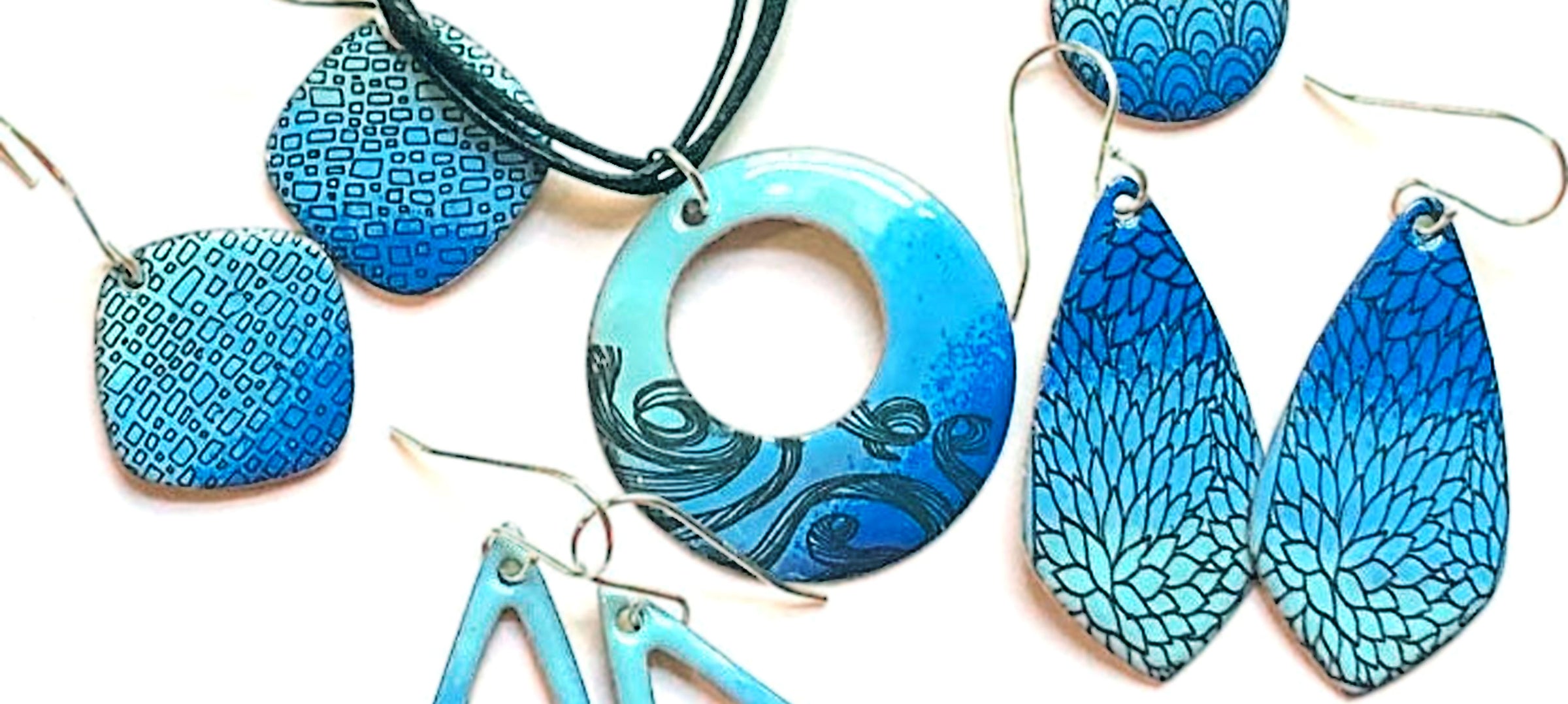 Firing ~1400°F/ 760°C