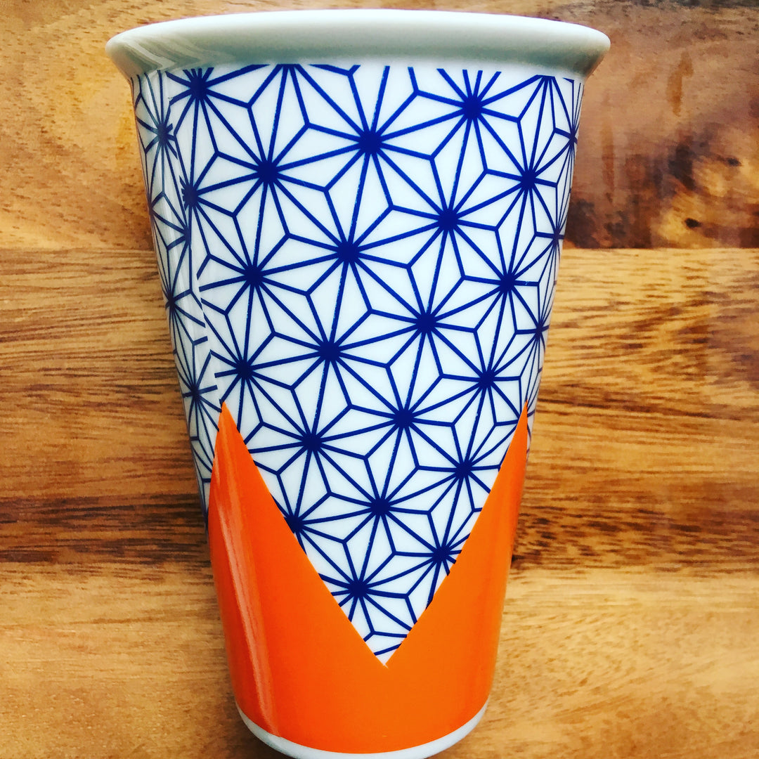 Aufkleber mit mittelalterlichem Linienmuster – Kegel 017 – Geschmolzenes Glas